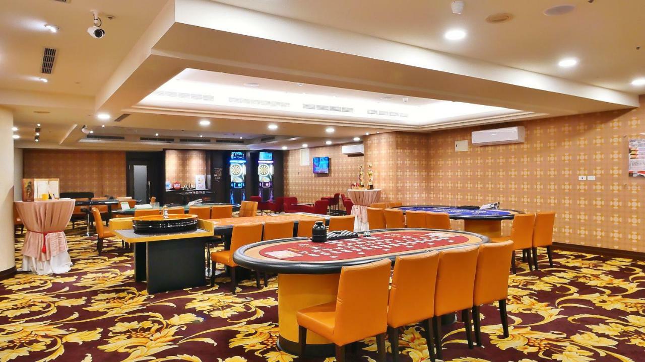 Hione Holiday Hotel Тайбей Екстер'єр фото